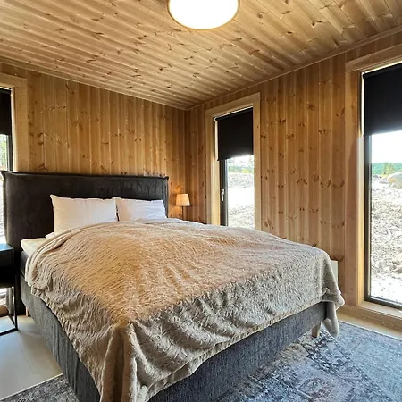 펜션 Skogsbu - Stylish, Close To Centers And Hiking Trails *