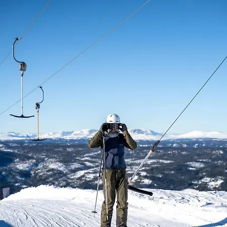 Skogsbu - Stylish, Close To Centers And Hiking Trails 펜션 Nystolen